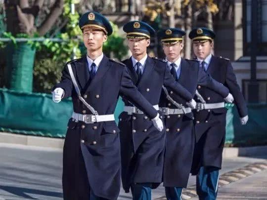 恒大悅府金碧物業 頂級服務用心守護，重塑品質生活新標桿